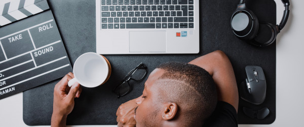 Finding Balance: Tips for Using Social Media Mindfully and Avoiding Burnout